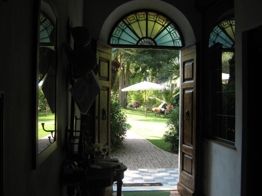 L'Arcadia ξενώνας Pietrasanta Εξωτερικό φωτογραφία